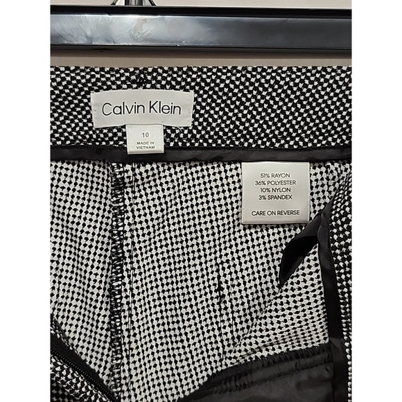 Calvin Klein Pants Womens Size 10, Black/White Dotted, 4 Pocket, Belt Loops - Picture 4 of 10